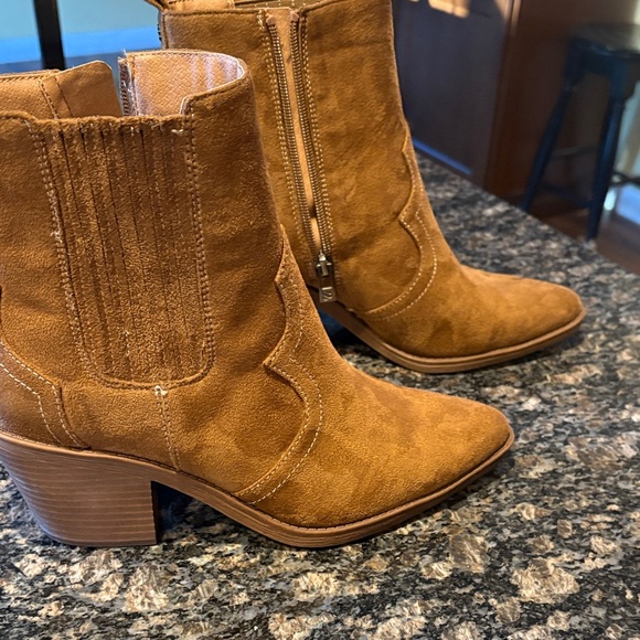Sam and Libby size 9 Tan cowboy heeled Boots brand new - Picture 6 of 6